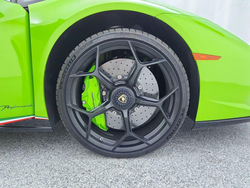 used 2018 Lamborghini Huracan car, priced at $382,991