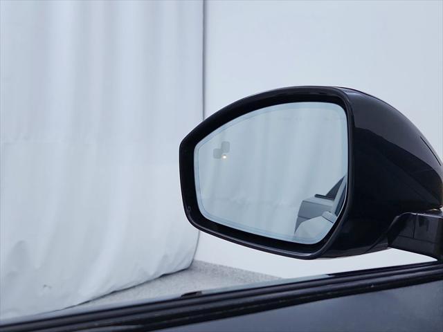 used 2020 Land Rover Range Rover Velar car, priced at $28,991