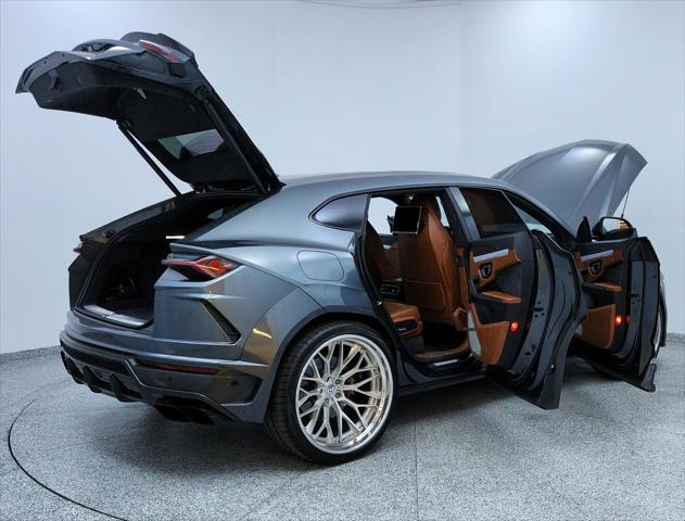 used 2019 Lamborghini Urus car, priced at $222,991