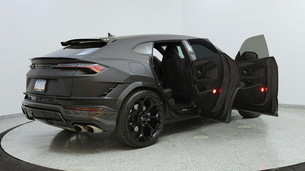 used 2023 Lamborghini Urus car, priced at $282,991