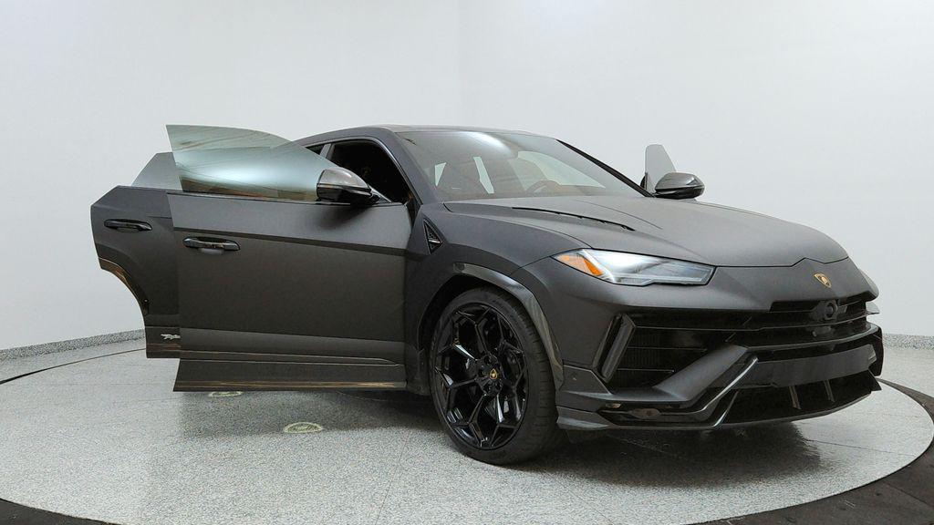 used 2023 Lamborghini Urus car, priced at $282,991