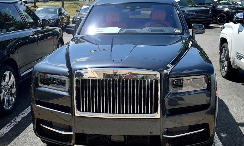 used 2024 Rolls-Royce Cullinan car, priced at $345,991