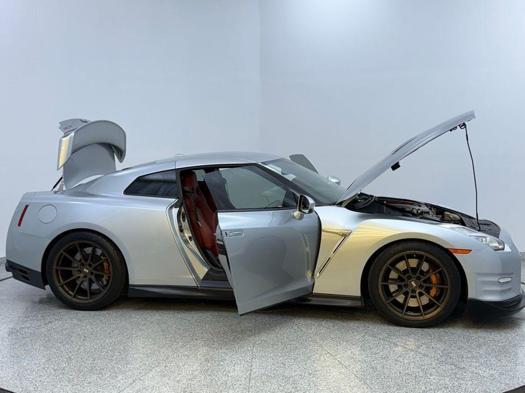 used 2015 Nissan GT-R car, priced at $105,991
