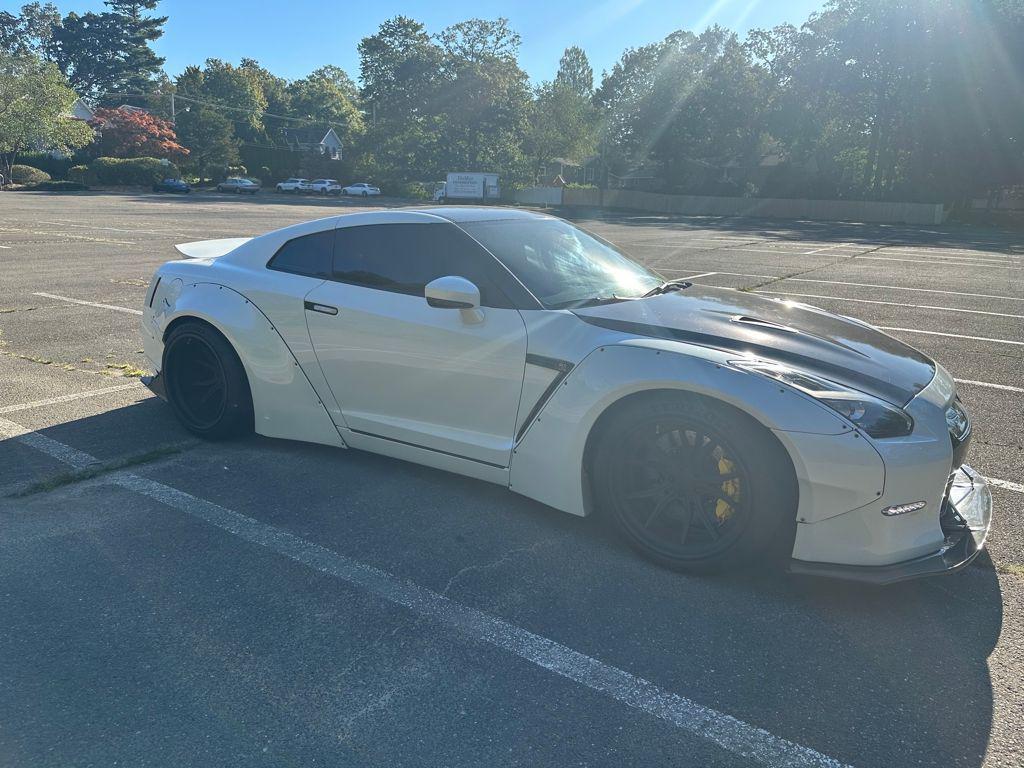 used 2014 Nissan GT-R car, priced at $109,991