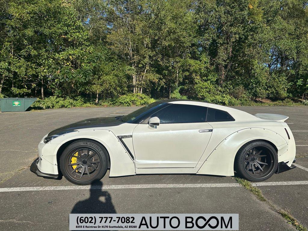 used 2014 Nissan GT-R car, priced at $114,991