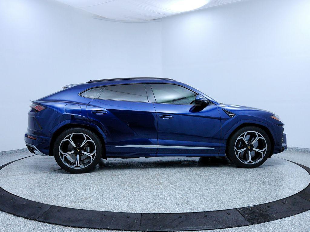 used 2021 Lamborghini Urus car, priced at $189,991