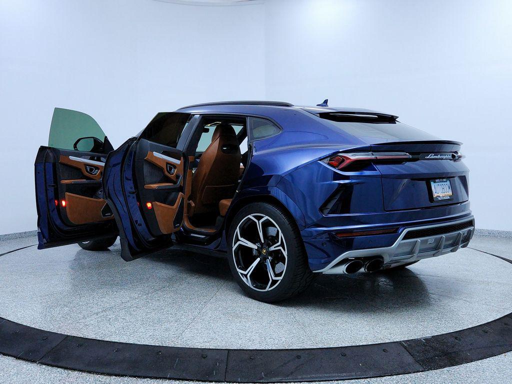used 2021 Lamborghini Urus car, priced at $185,991