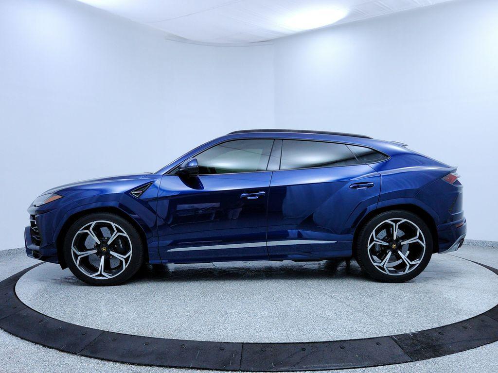 used 2021 Lamborghini Urus car, priced at $189,991