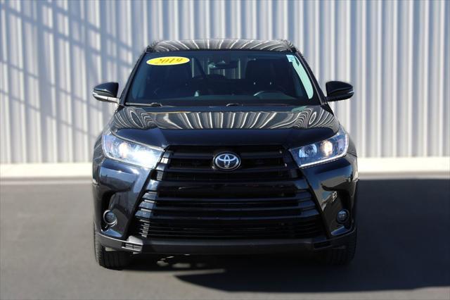 used 2019 Toyota Highlander car, priced at $28,415