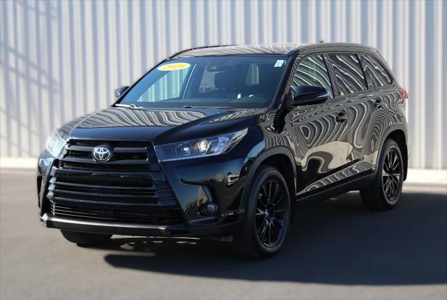 used 2019 Toyota Highlander car, priced at $28,415