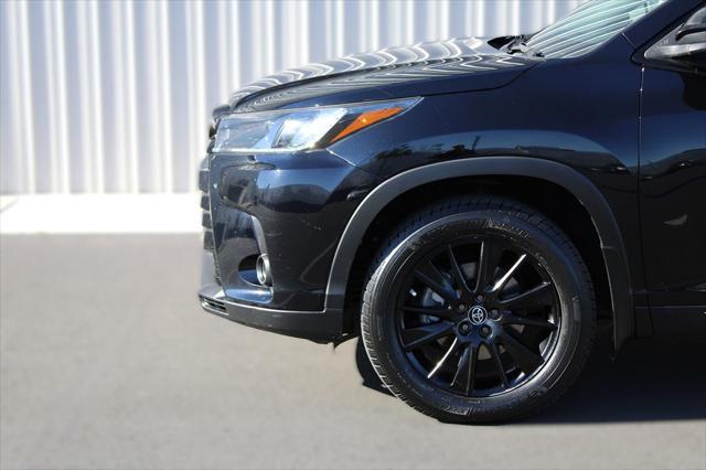 used 2019 Toyota Highlander car, priced at $28,415