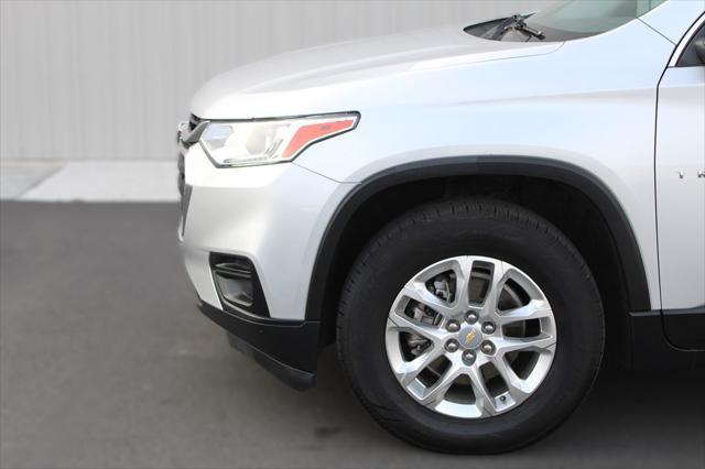 used 2021 Chevrolet Traverse car, priced at $18,998