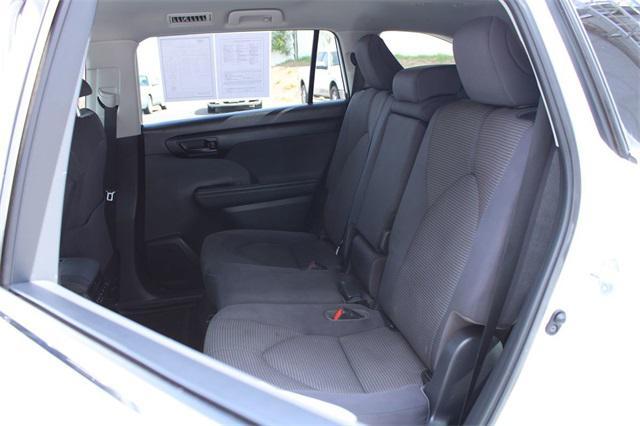 used 2020 Toyota Highlander car, priced at $26,828