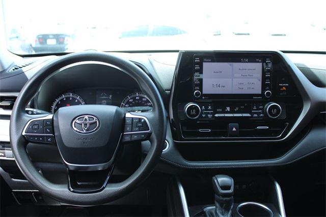 used 2020 Toyota Highlander car, priced at $26,828