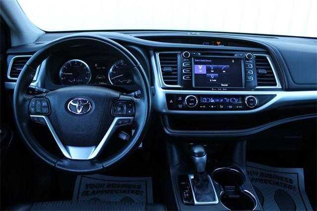 used 2019 Toyota Highlander car, priced at $27,620