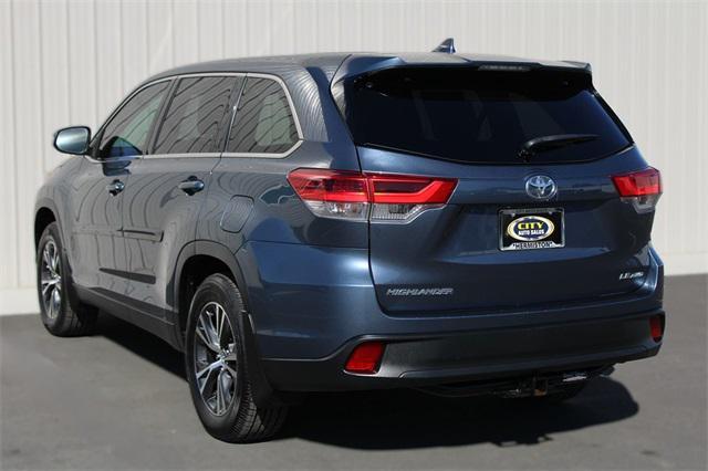 used 2019 Toyota Highlander car, priced at $27,620