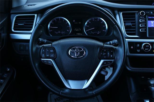 used 2019 Toyota Highlander car, priced at $27,620
