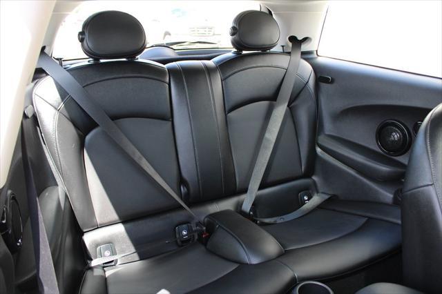 used 2018 MINI Hardtop car, priced at $15,000