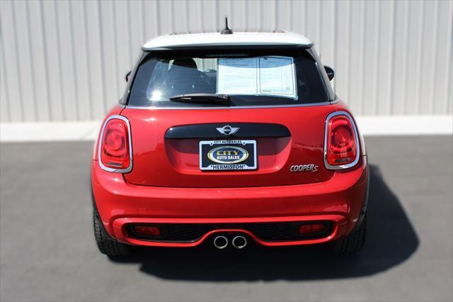 used 2018 MINI Hardtop car, priced at $17,198