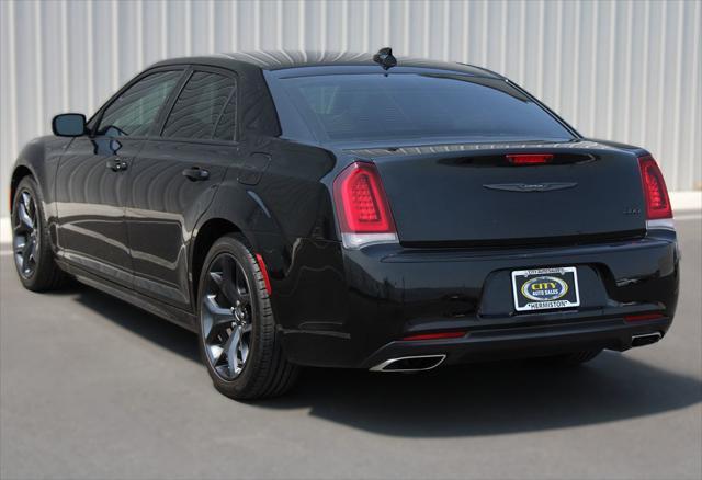used 2020 Chrysler 300 car, priced at $24,922