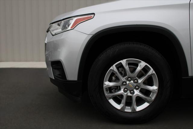 used 2021 Chevrolet Traverse car, priced at $20,000