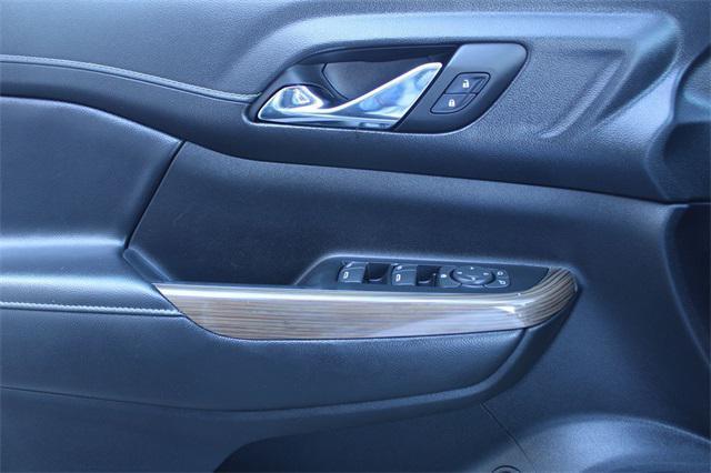 used 2023 GMC Acadia car, priced at $25,341