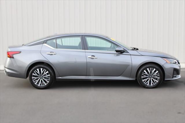 used 2023 Nissan Altima car, priced at $25,385