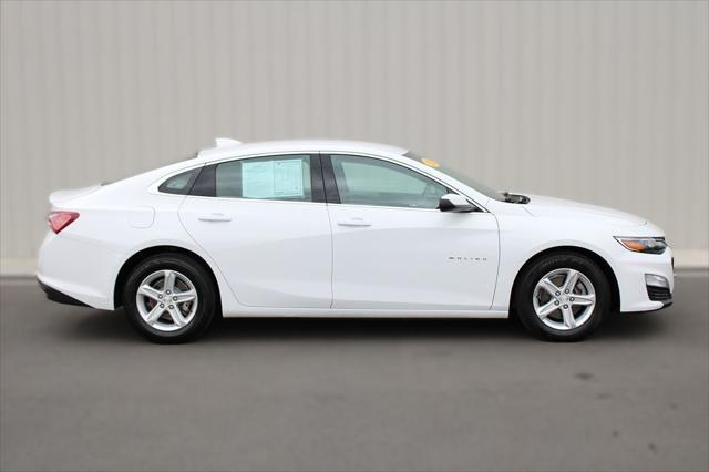 used 2022 Chevrolet Malibu car, priced at $17,498