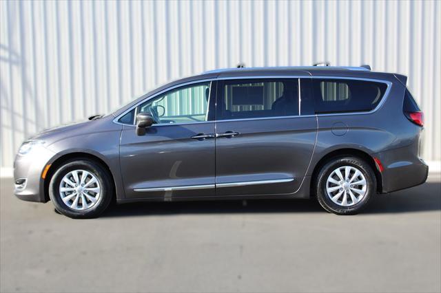 used 2018 Chrysler Pacifica car, priced at $17,544