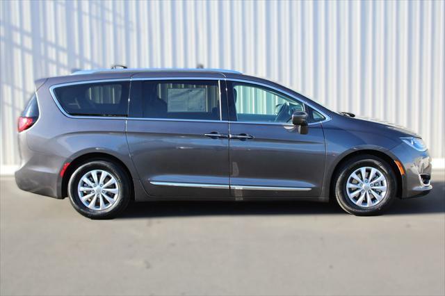 used 2018 Chrysler Pacifica car, priced at $17,544