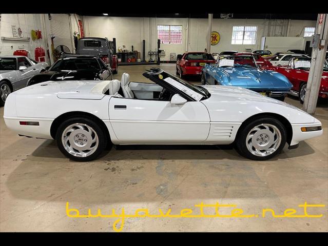 used 1992 Chevrolet Corvette car, priced at $17,999