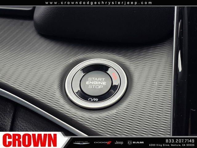 new 2025 Jeep Grand Cherokee car, priced at $38,625