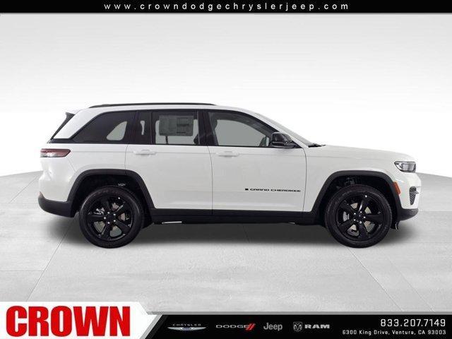 new 2025 Jeep Grand Cherokee car, priced at $38,780