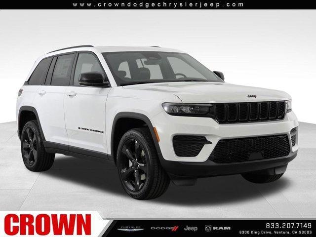 new 2025 Jeep Grand Cherokee car, priced at $38,780