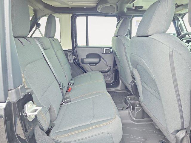 new 2025 Jeep Wrangler car, priced at $48,040