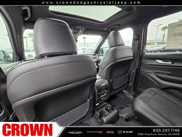 new 2025 Jeep Grand Cherokee L car, priced at $42,875