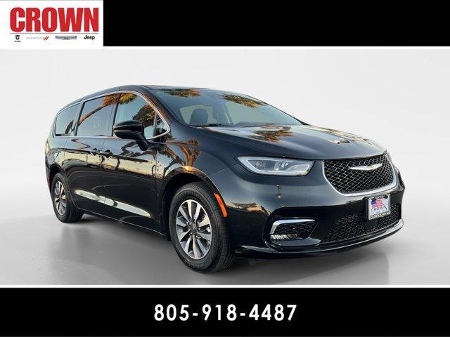 used 2023 Chrysler Pacifica Hybrid car, priced at $22,963