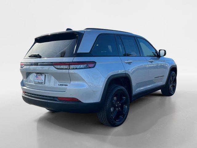 new 2025 Jeep Grand Cherokee car, priced at $43,520