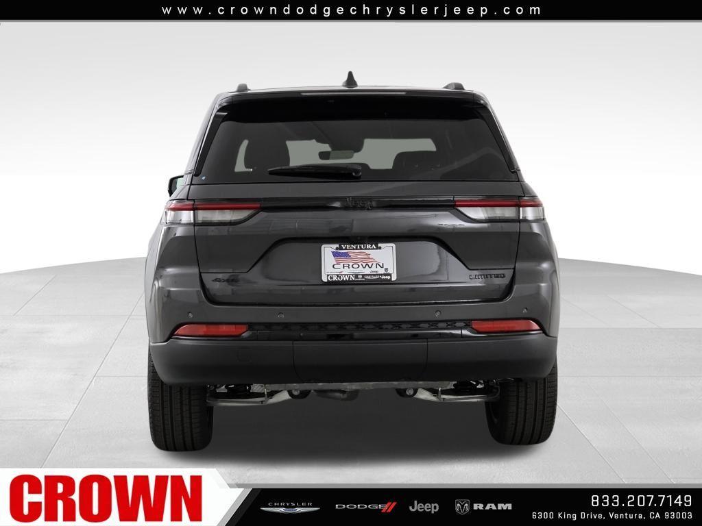 new 2025 Jeep Grand Cherokee car, priced at $42,970