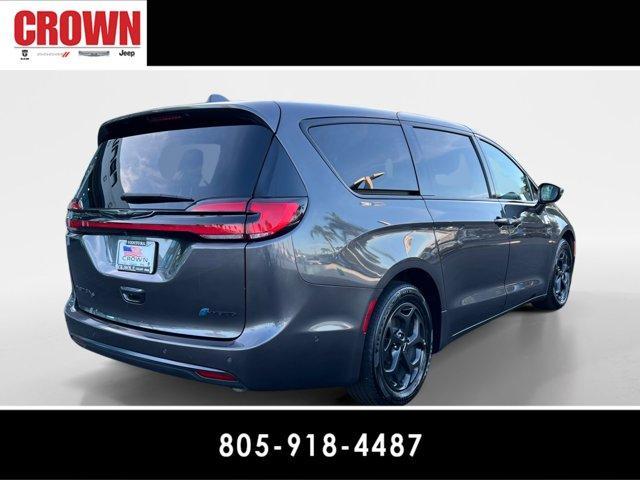 used 2022 Chrysler Pacifica Hybrid car, priced at $30,991