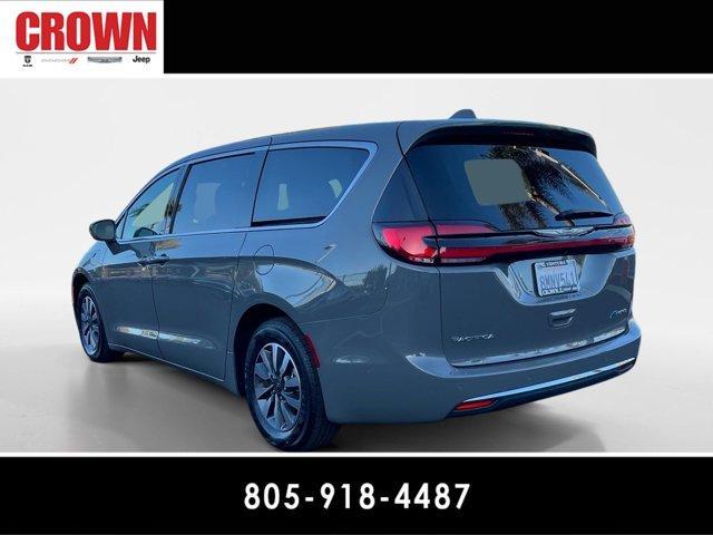 used 2022 Chrysler Pacifica Hybrid car, priced at $26,823