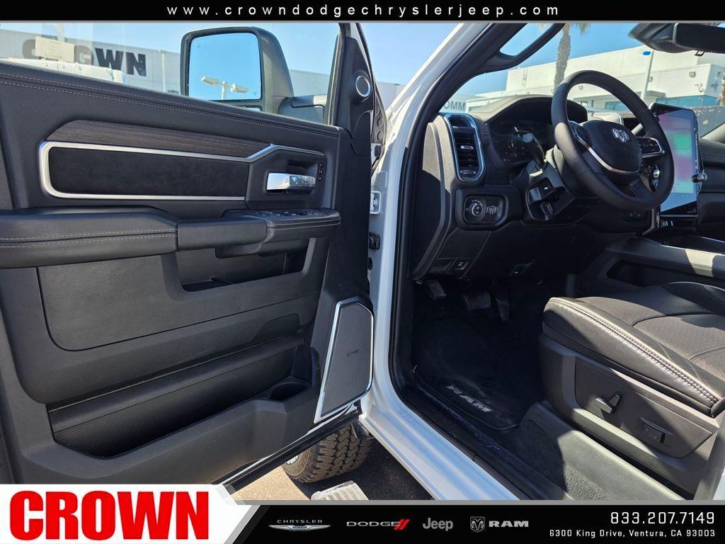 new 2025 Ram 2500 car, priced at $86,080