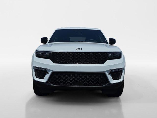 new 2025 Jeep Grand Cherokee car, priced at $40,973