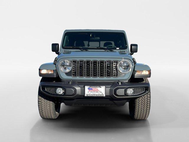 new 2025 Jeep Gladiator car, priced at $41,885