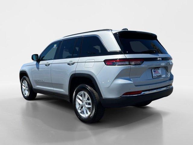 new 2024 Jeep Grand Cherokee car, priced at $33,558