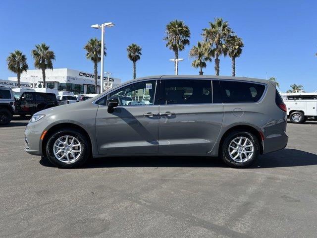 new 2025 Chrysler Pacifica car, priced at $42,640