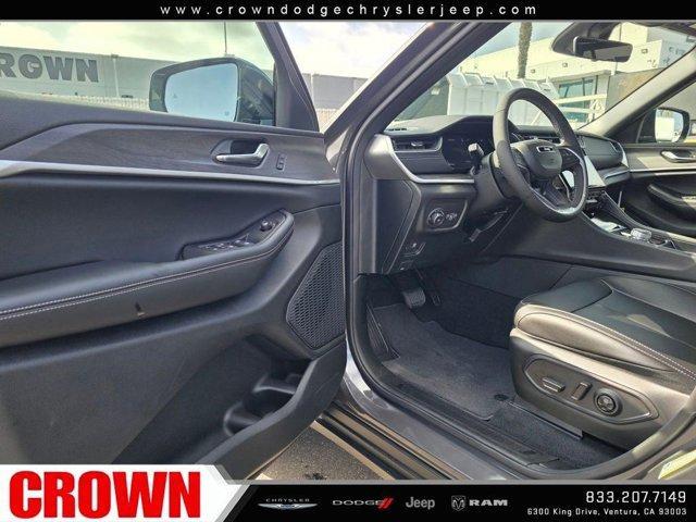 new 2025 Jeep Grand Cherokee L car, priced at $45,711