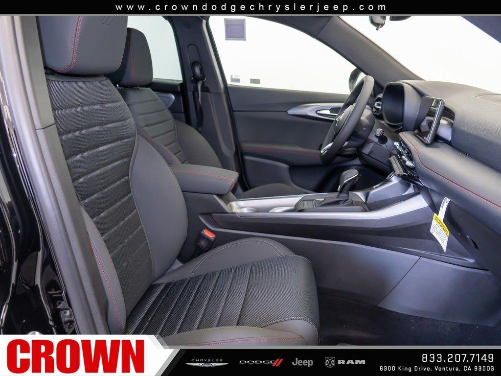 new 2025 Dodge Hornet car, priced at $29,485