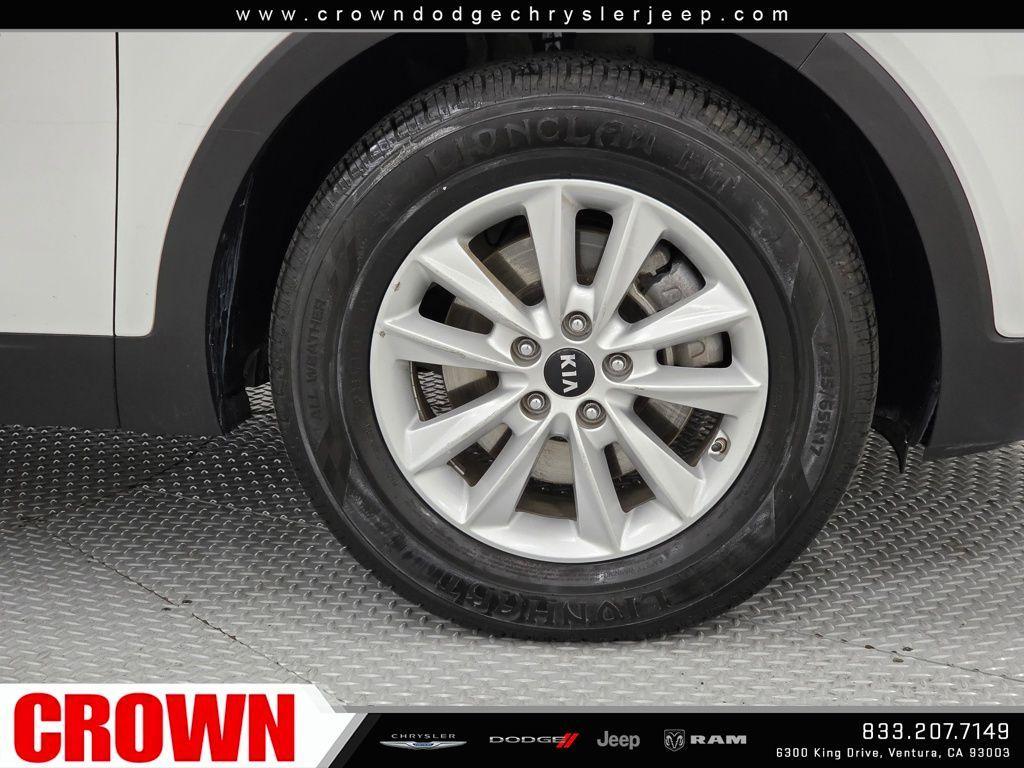 used 2020 Kia Sorento car, priced at $13,500