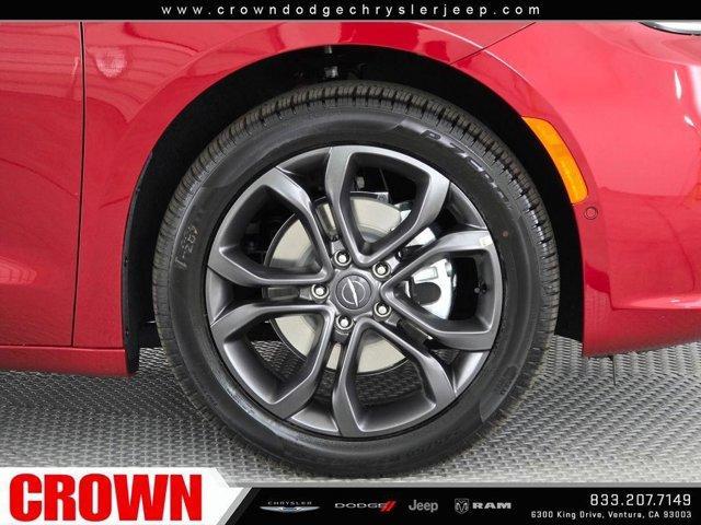 new 2026 Chrysler Pacifica car, priced at $43,785